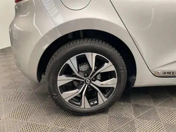 RENAULT CLIO V - voiture d'occasion - Photo 23