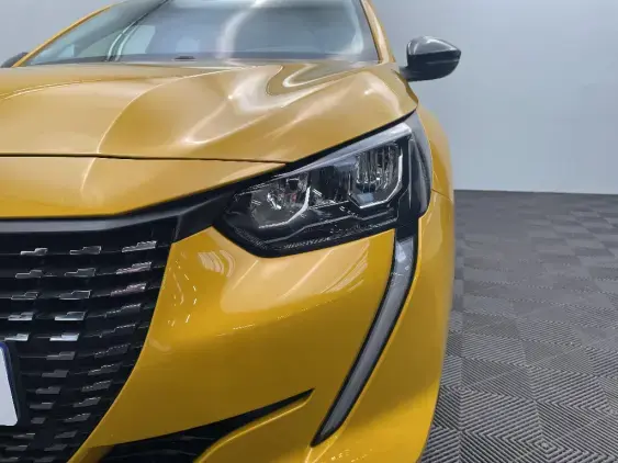 PEUGEOT 208 BUSINESS R II - voiture d'occasion - Photo 20