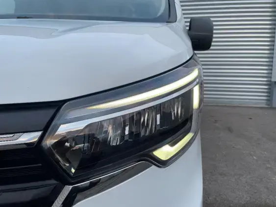 RENAULT TRAFIC FG III - voiture d'occasion - Photo 18