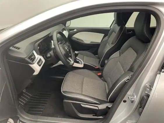 RENAULT CLIO V - voiture d'occasion - Photo 17