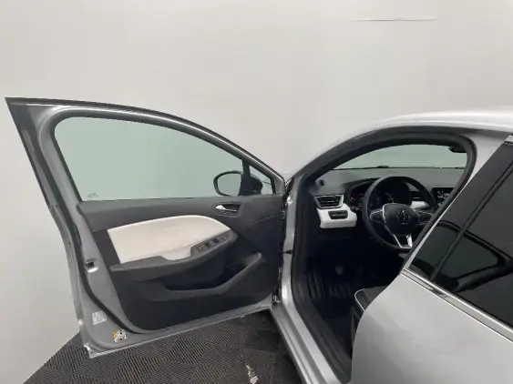 RENAULT CLIO V - voiture d'occasion - Photo 18