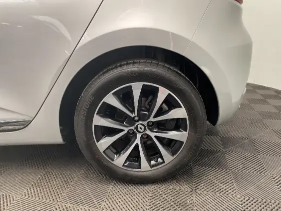 RENAULT CLIO V - voiture d'occasion - Photo 22