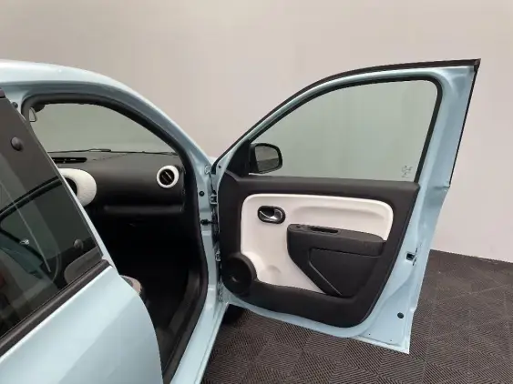 RENAULT TWINGO III - voiture d'occasion - Photo 18