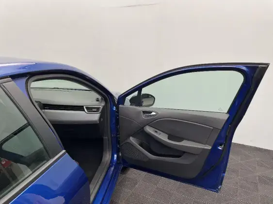 RENAULT CLIO V - voiture d'occasion - Photo 19