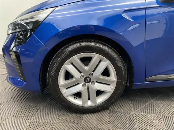 RENAULT CLIO V - voiture d'occasion - Photo 21