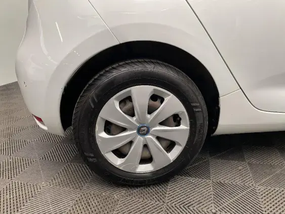 RENAULT ZOE - voiture d'occasion - Photo 23