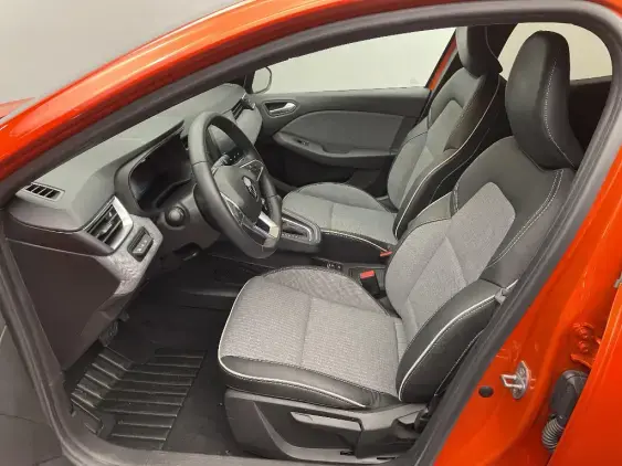 RENAULT CLIO V - voiture d'occasion - Photo 17