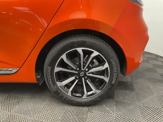 RENAULT CLIO V - voiture d'occasion - Photo 22