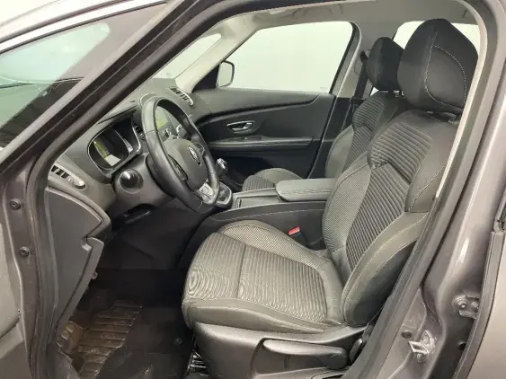 RENAULT GRAND SCENIC IV - voiture d'occasion - Photo 17