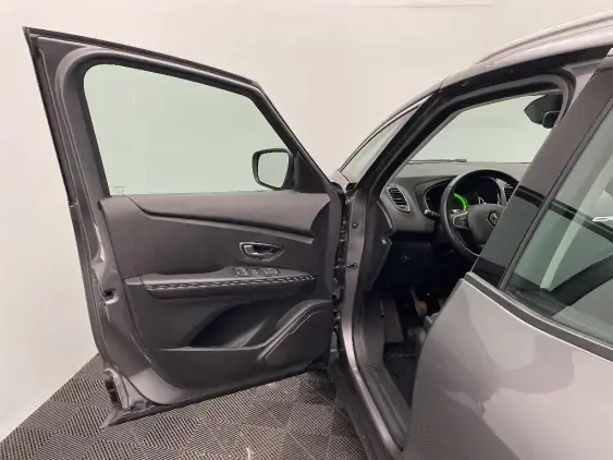 RENAULT GRAND SCENIC IV - voiture d'occasion - Photo 18