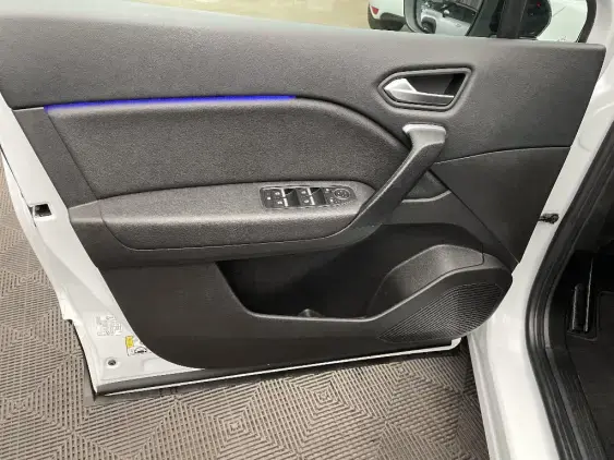 RENAULT CAPTUR II - voiture d'occasion - Photo 18