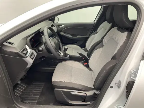 RENAULT CLIO V - voiture d'occasion - Photo 17