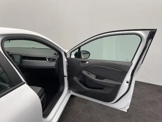 RENAULT CLIO V - voiture d'occasion - Photo 19