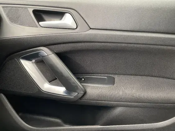 PEUGEOT 308 II - voiture d'occasion - Photo 20