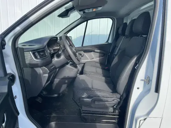 RENAULT TRAFIC FG III - voiture d'occasion - Photo 15