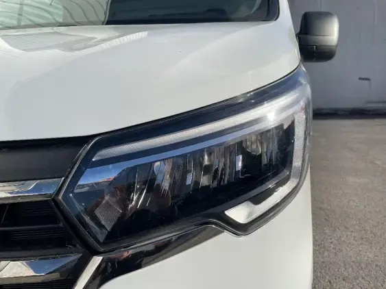 RENAULT TRAFIC FG III - voiture d'occasion - Photo 18