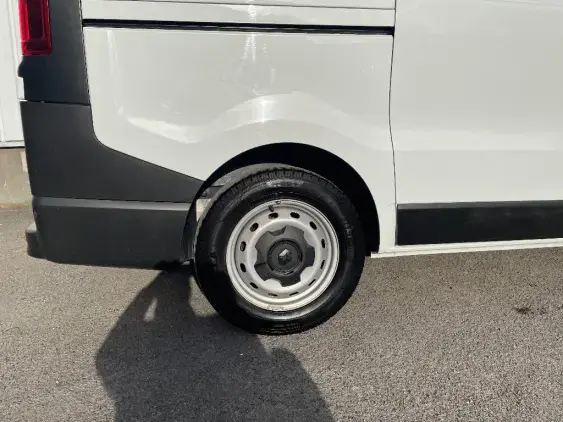 RENAULT TRAFIC FG III - voiture d'occasion - Photo 21