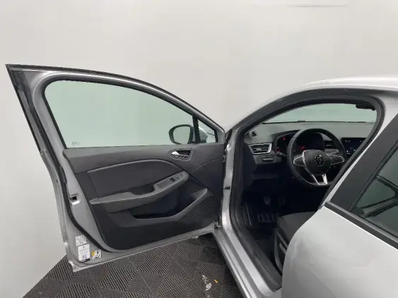 RENAULT CLIO V - voiture d'occasion - Photo 18