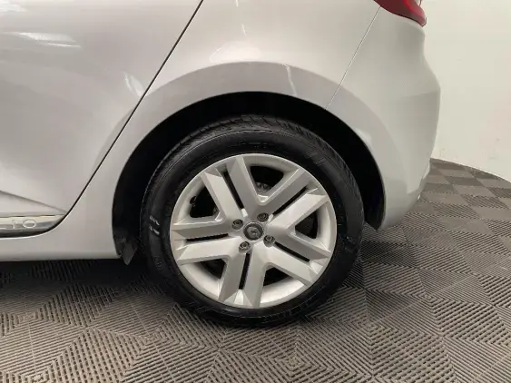 RENAULT CLIO V - voiture d'occasion - Photo 22