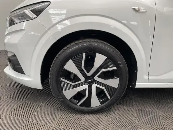 DACIA SANDERO III - voiture d'occasion - Photo 22