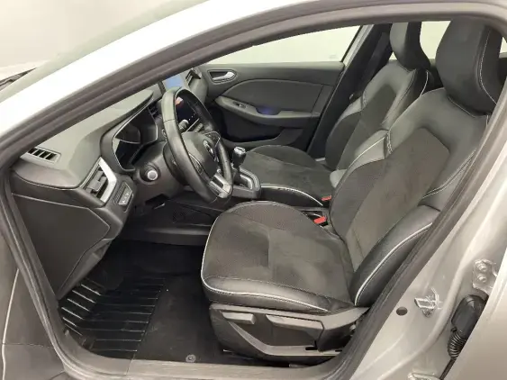 RENAULT CLIO V - voiture d'occasion - Photo 17