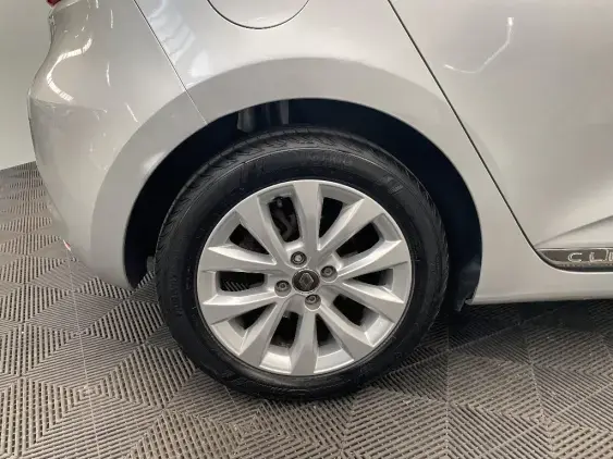 RENAULT CLIO V - voiture d'occasion - Photo 23