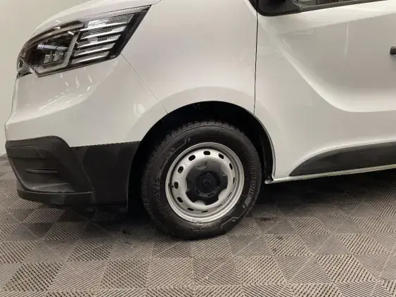 RENAULT TRAFIC FG III - voiture d'occasion - Photo 18