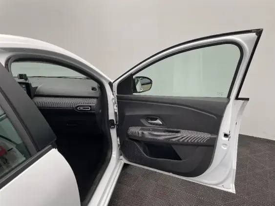 DACIA SANDERO III - voiture d'occasion - Photo 20