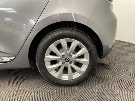 RENAULT CLIO V - voiture d'occasion - Photo 22