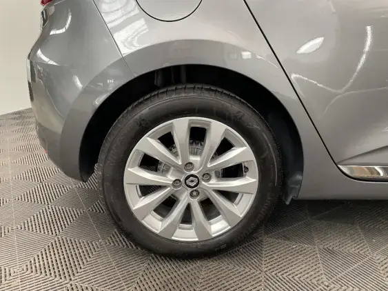 RENAULT CLIO V - voiture d'occasion - Photo 23