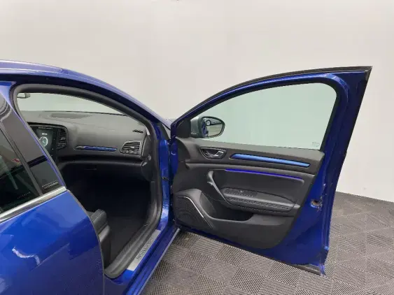 RENAULT MEGANE IV - voiture d'occasion - Photo 19