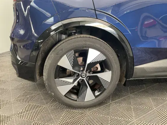 RENAULT MEGANE V - voiture d'occasion - Photo 24