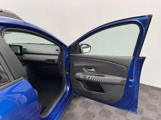 DACIA SANDERO III - voiture d'occasion - Photo 20