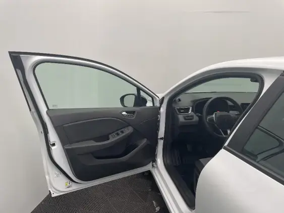 RENAULT CLIO V - voiture d'occasion - Photo 19