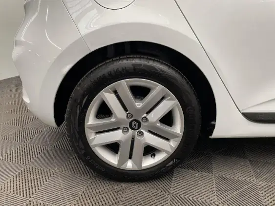 RENAULT CLIO V - voiture d'occasion - Photo 24