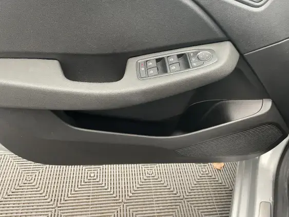 RENAULT CLIO V - voiture d'occasion - Photo 18