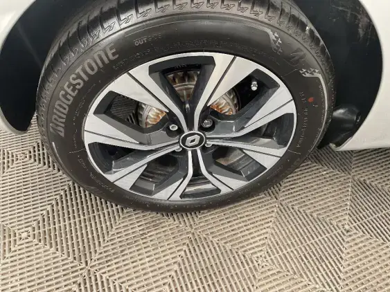 RENAULT CLIO V - voiture d'occasion - Photo 24