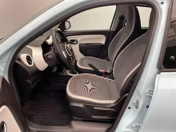 RENAULT TWINGO III - voiture d'occasion - Photo 17