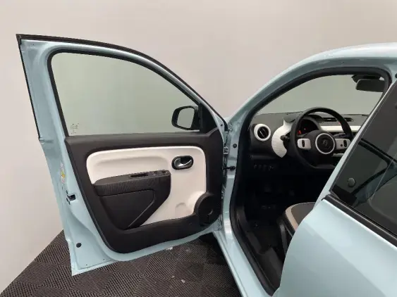 RENAULT TWINGO III - voiture d'occasion - Photo 18