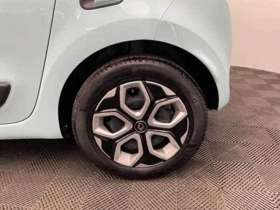 RENAULT TWINGO III - voiture d'occasion - Photo 22