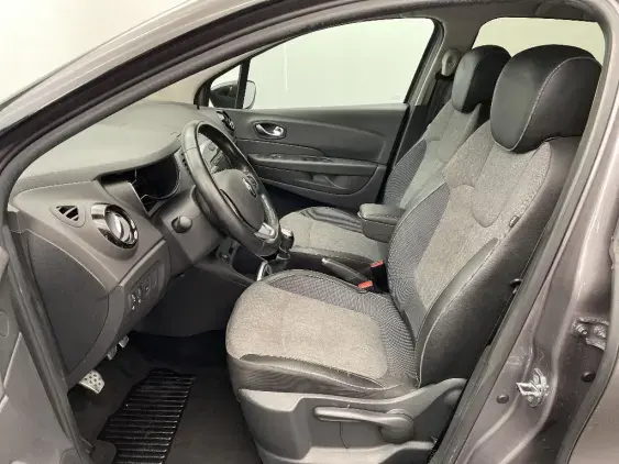 RENAULT CAPTUR - voiture d'occasion - Photo 18