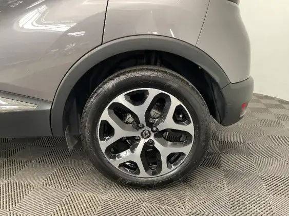 RENAULT CAPTUR - voiture d'occasion - Photo 23