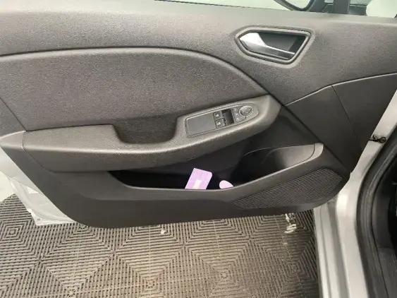 RENAULT CLIO V - voiture d'occasion - Photo 17