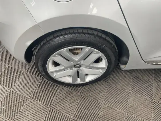 RENAULT CLIO V - voiture d'occasion - Photo 23