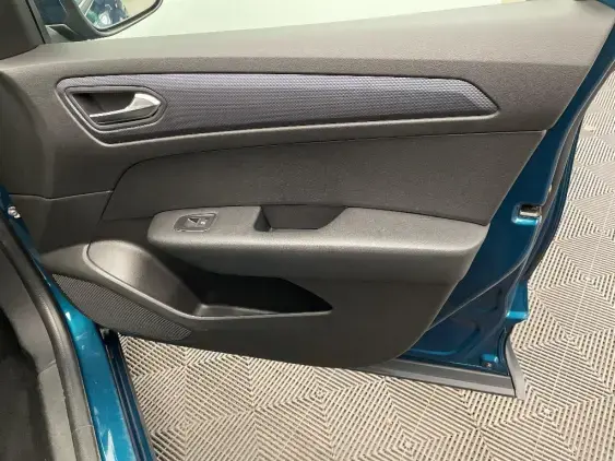 RENAULT ARKANA - voiture d'occasion - Photo 20