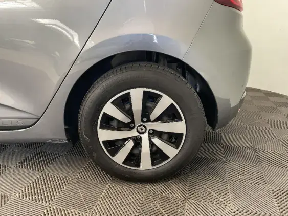 RENAULT CLIO V - voiture d'occasion - Photo 22