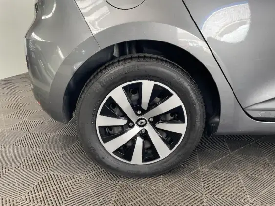 RENAULT CLIO V - voiture d'occasion - Photo 23