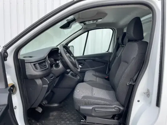 RENAULT TRAFIC FG III - voiture d'occasion - Photo 15