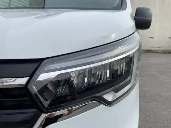 RENAULT TRAFIC FG III - voiture d'occasion - Photo 18