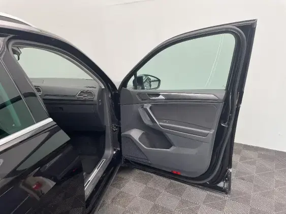 VOLKSWAGEN TIGUAN II - voiture d'occasion - Photo 20